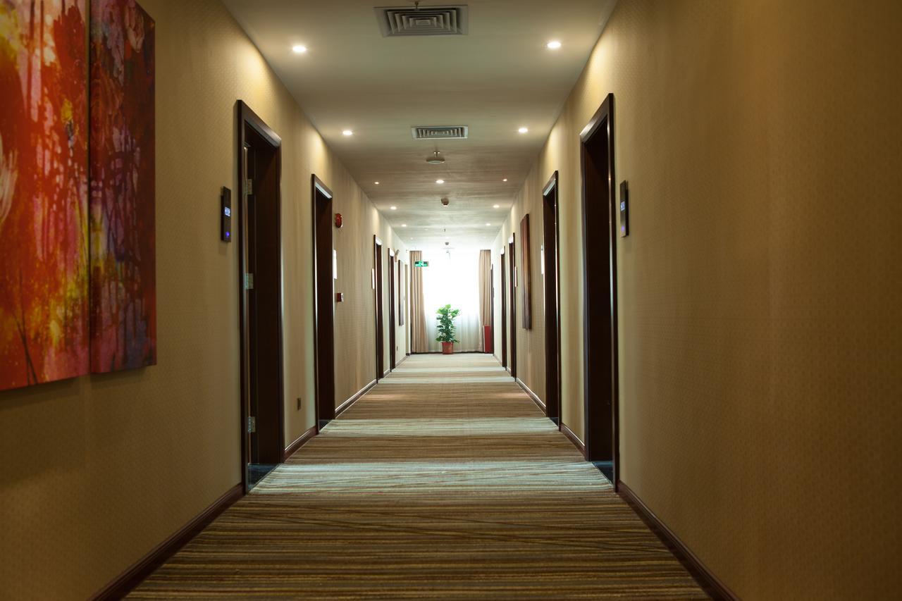 Guangzhou Wan Ao Hotel Plaza Limited Airport Express Hotel Екстериор снимка